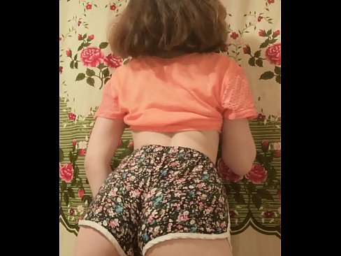 ❤️ Seksi mlada bejba se pred kamero sleče s kratkih hlač Seks na sl.classicmebel21.ru